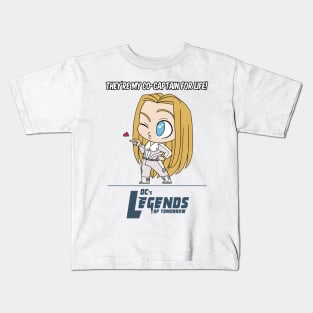 Avalance Kiss Blowing - Sara v1 Kids T-Shirt